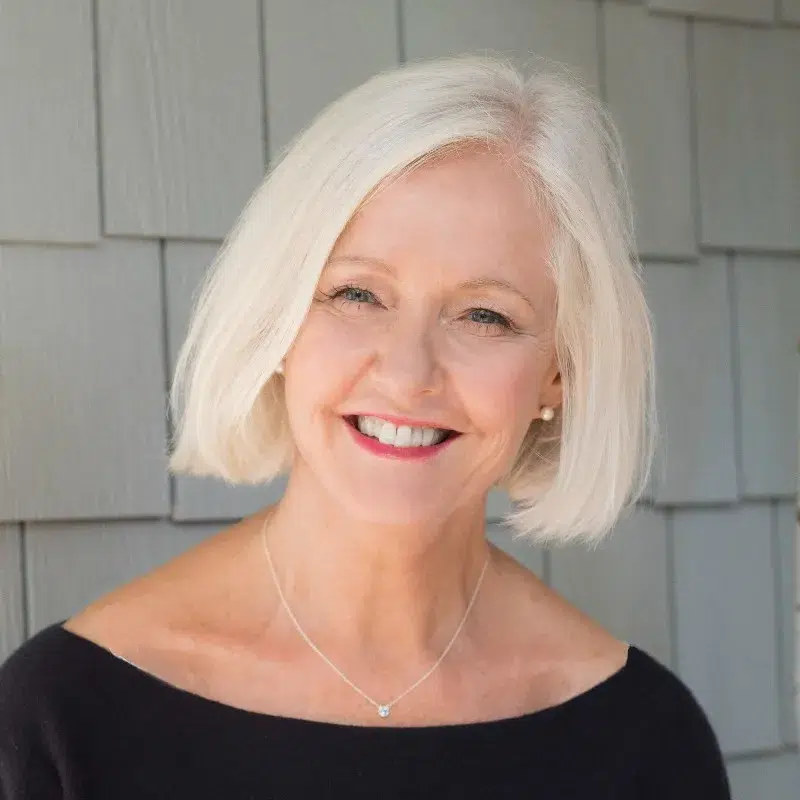 JoAnn Barrett